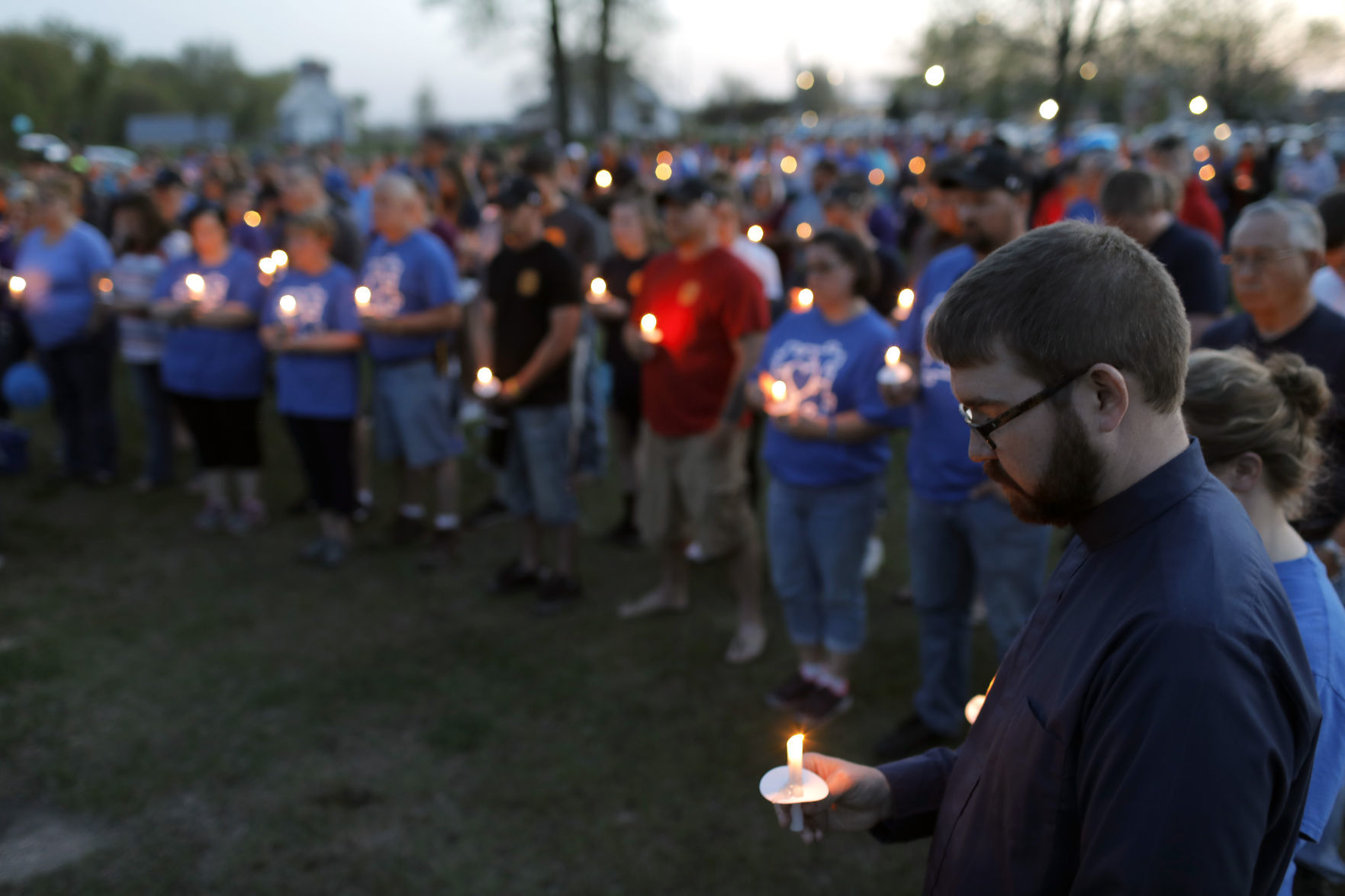 050718mp-Jake-Wilson-vigil-5